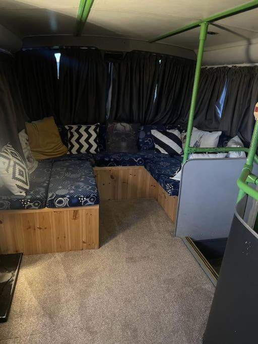 The Green Bus And The Lodge Woodstock Exterior foto